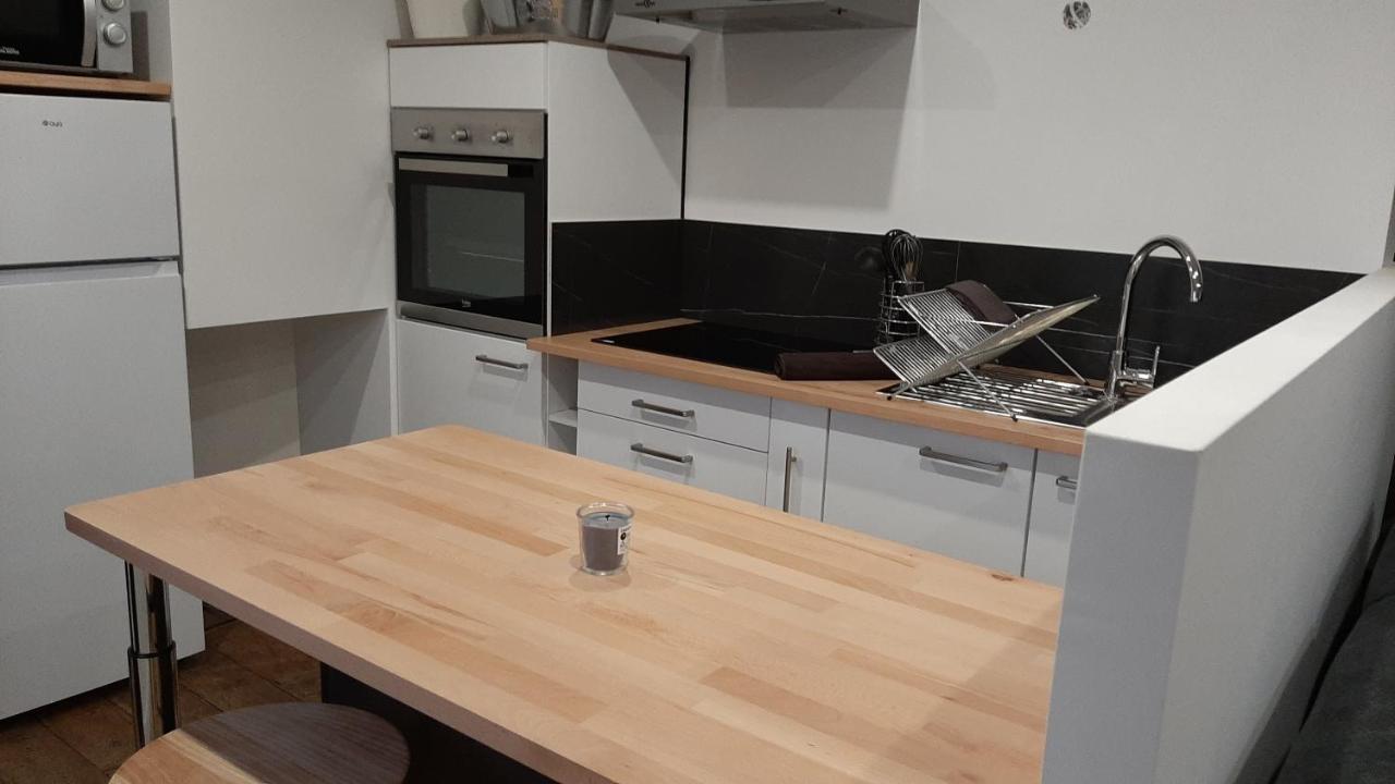 Studio Chaleureux En Hyper Centre Charleville-Mézières Eksteriør billede