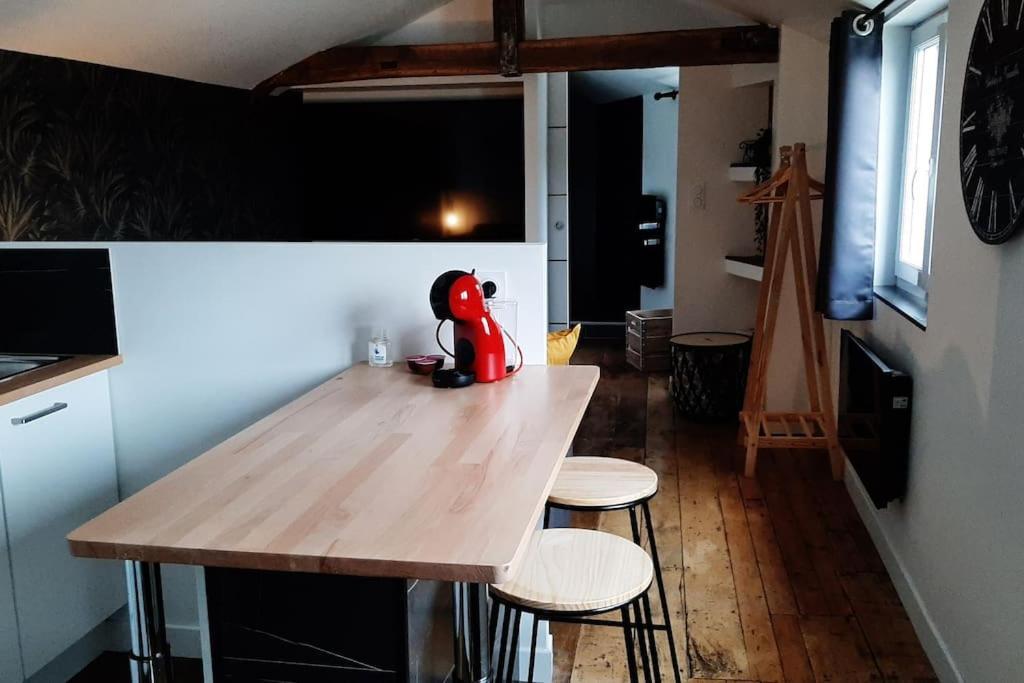 Studio Chaleureux En Hyper Centre Charleville-Mézières Eksteriør billede