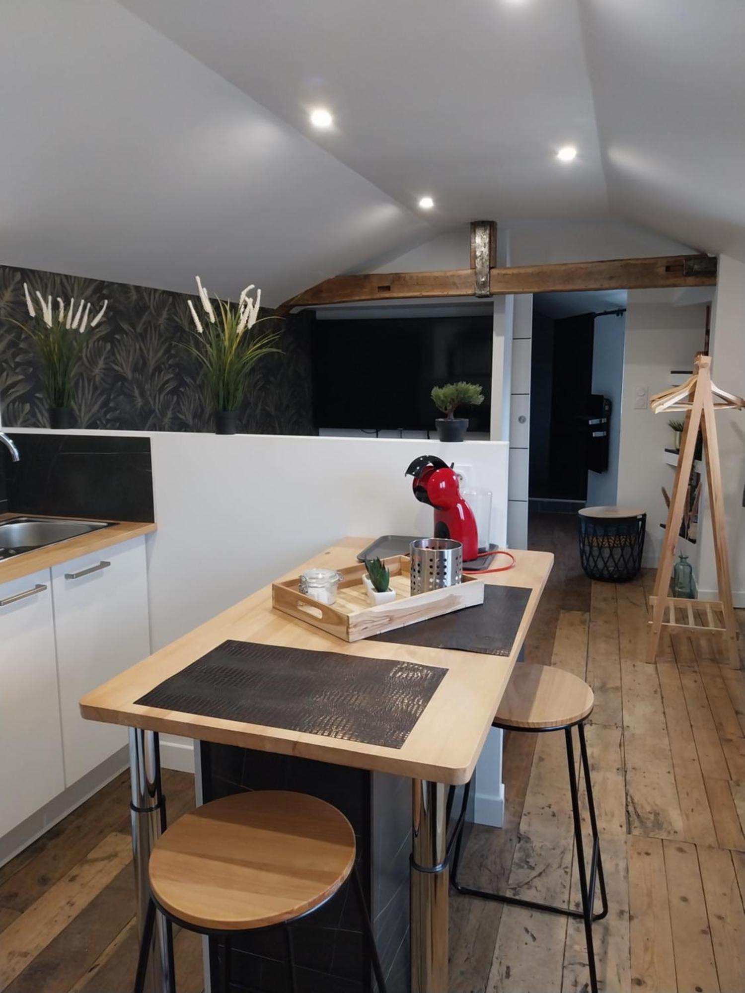 Studio Chaleureux En Hyper Centre Charleville-Mézières Eksteriør billede